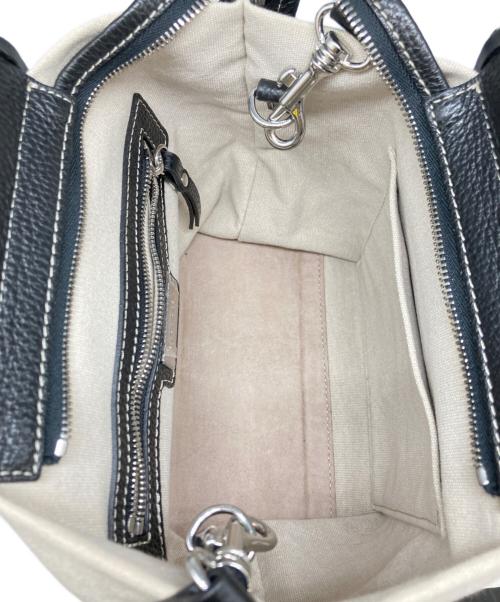 IACUCCI（イアクッチ）IACUCCI (イアクッチ) ソルベットS/2WAYショルダーバッグ ベージュ×ブラックの古着・服飾アイテム