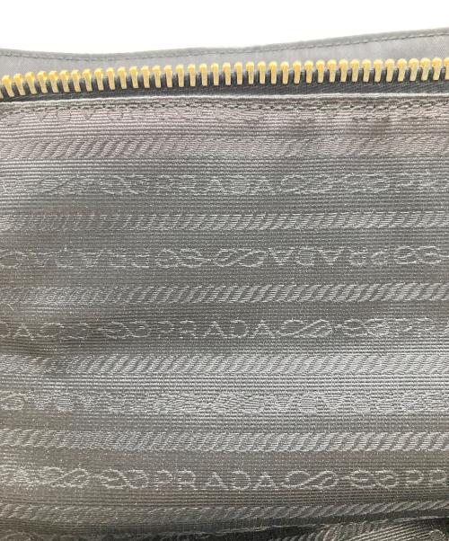 PRADA（プラダ）PRADA (プラダ) ロゴモチーフチェーントートバッグ ブラックの古着・服飾アイテム