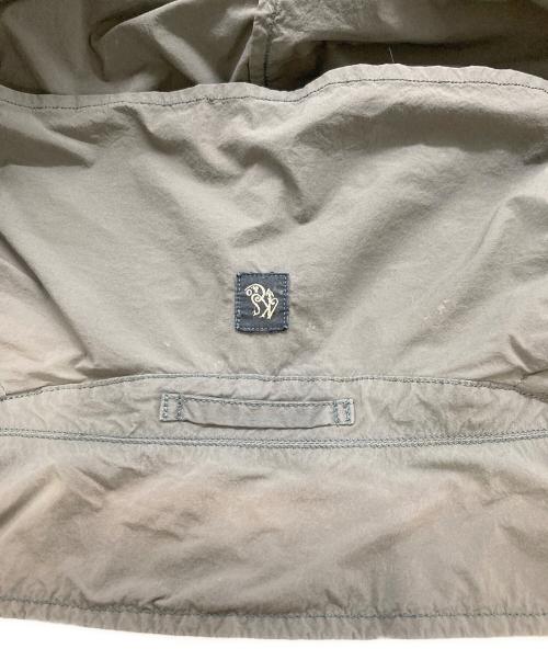 KAPTAIN SUNSHINE（キャプテンサンシャイン）KAPTAIN SUNSHINE (キャプテンサンシャイン) トラベラージャケット/ナイロンジャケット グレー サイズ:38の古着・服飾アイテム