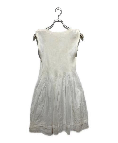 ISSEY MIYAKE me（イッセイ ミヤケ ミー）ISSEY MIYAKE me (イッセイ ミヤケ ミー) プリーツ切替ノースリーブワンピース アイボリー サイズ:-の古着・服飾アイテム