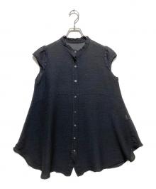 ISSEY MIYAKE me（イッセイ ミヤケ ミー）の古着「プリーツノースリーブブラウス」｜ブラック