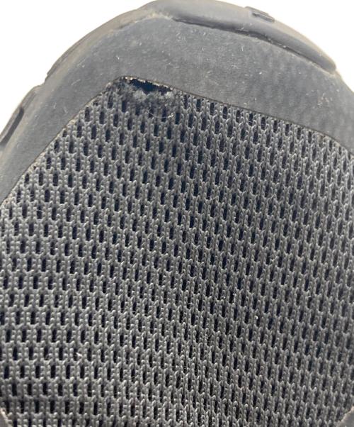 on（オン）On (オン) ローカットスニーカー/Cloud 5 M All Black ブラック サイズ:27.5cmの古着・服飾アイテム