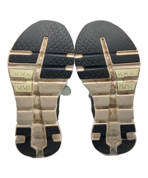 on（オン）On (オン) Cloudrunner 2 グレー×ホワイト サイズ:26.5cmの古着・服飾アイテム