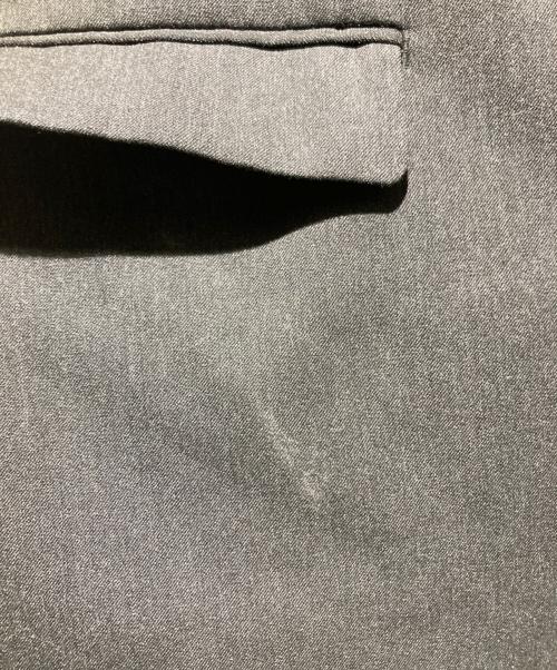 nano・universe（ナノ・ユニバース）nano・universe (ナノ・ユニバース) ダメリーノSOLOTEX 4WAY ストレッチセットアップ グレー サイズ:Ｌの古着・服飾アイテム