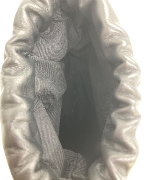 CHRISTIAN VILLA（クリスチャンヴィラ）CHRISTIAN VILLA (クリスチャンヴィラ) クロコ型押しバケツ型ショルダーバッグ ブラックの古着・服飾アイテム