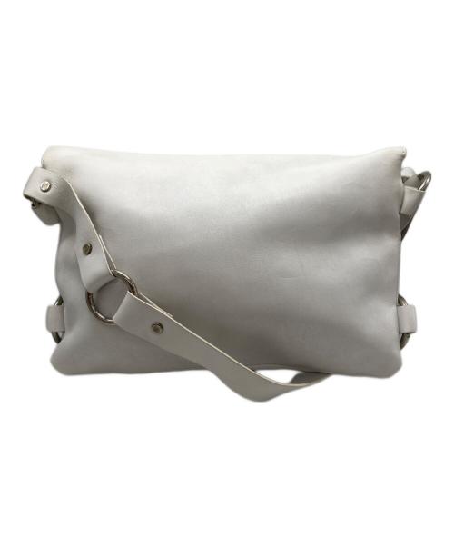 CELINE（セリーヌ）CELINE (セリーヌ) リングデザインショルダーバッグ ホワイトの古着・服飾アイテム