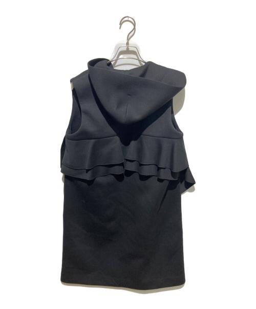 YORI（ヨリ）yori (ヨリ) ボンディングロングベスト ジレ ブラック サイズ:FREEの古着・服飾アイテム