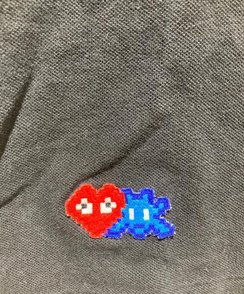 PLAY COMME des GARCONS（プレイコムデギャルソン）PLAY COMME des GARCONS (プレイコムデギャルソン) Invader AD2022/11 鹿の子ポロシャツ ブラック サイズ:Ｌの古着・服飾アイテム