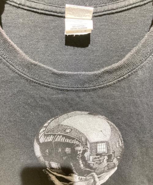 GILDAN（ギルダン）GILDAN (ギルダン) M.C.Escher 騙し絵ロングスリーブTシャツ ブラック サイズ:Mの古着・服飾アイテム