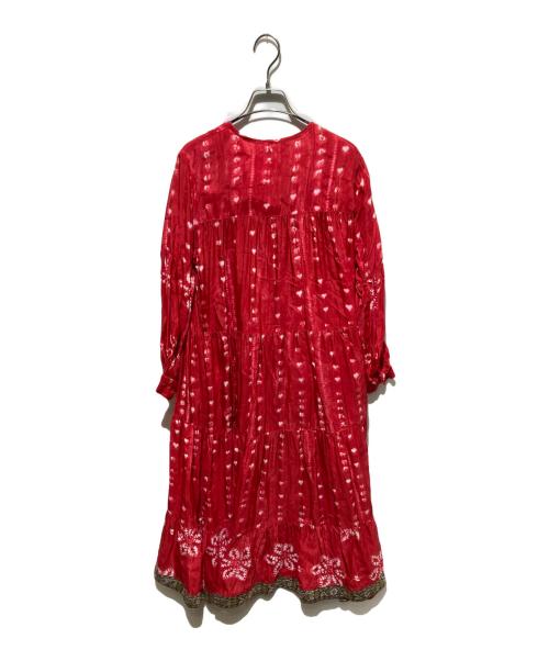 freada（フリーダ）Freada (フリーダ) シボリ プリント ティアード/ブラウスワンピース レッド サイズ:FREEの古着・服飾アイテム