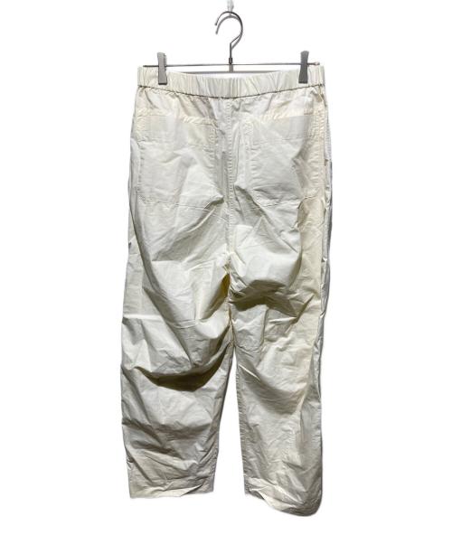 FRAMeWORK（フレームワーク）FRAMeWORK (フレームワーク) コットンイージータックバレルパンツ アイボリー サイズ:38の古着・服飾アイテム