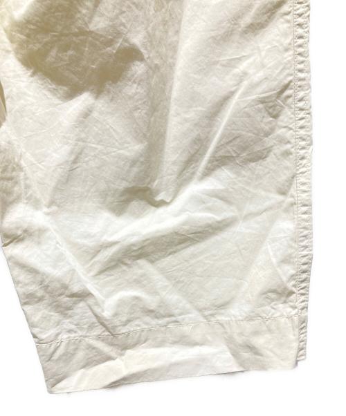 FRAMeWORK（フレームワーク）FRAMeWORK (フレームワーク) コットンイージータックバレルパンツ アイボリー サイズ:38の古着・服飾アイテム