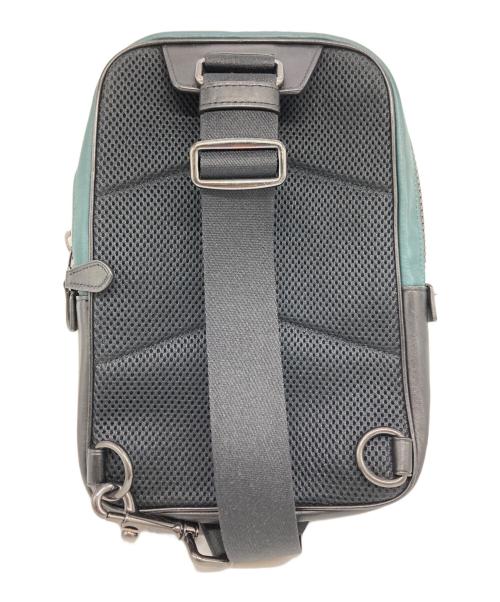 COACH（コーチ）COACH (コーチ) ボディーバッグ/トラック パック カラーブロック ウィズ コーチ パッチの古着・服飾アイテム