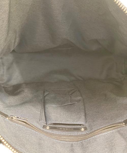 DIESEL（ディーゼル）DIESEL (ディーゼル) フロントジッパーデザイン2WAYショルダーバッグ ブラックの古着・服飾アイテム