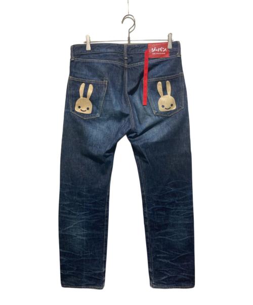 CUNE（キューン）CUNE (キューン) ２連うさぎ色落ち加工デニムパンツ インディゴ サイズ:34の古着・服飾アイテム