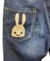 中古・古着 CUNE (キューン) ２連うさぎ色落ち加工デニムパンツ インディゴ サイズ:34：7000円