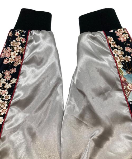 JAPANESE TRADITIONAL（ジャパニーズトラディショナル）JAPANESE TRADITIONAL (ジャパニーズトラディショナル) スカジャン グレー×ブラック サイズ:Lの古着・服飾アイテム