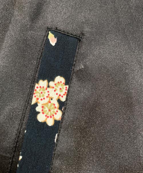 JAPANESE TRADITIONAL（ジャパニーズトラディショナル）JAPANESE TRADITIONAL (ジャパニーズトラディショナル) スカジャン グレー×ブラック サイズ:Lの古着・服飾アイテム