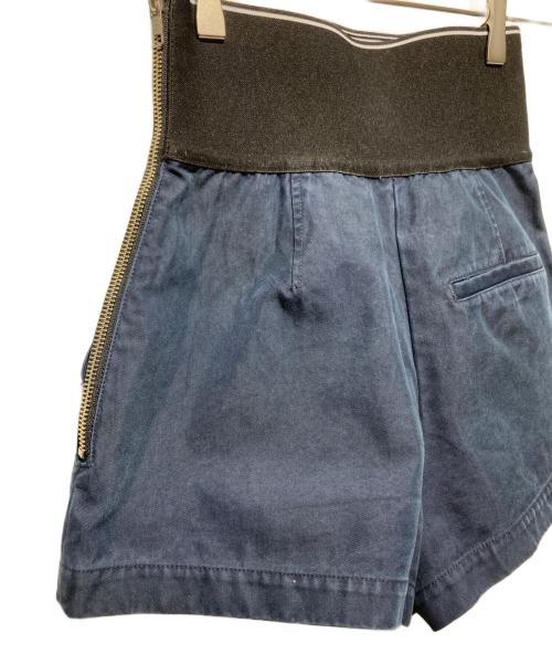 ALEXANDER WANG（アレキサンダー・ワン）ALEXANDER WANG (アレキサンダー・ワン) ロゴウエストサファリショートパンツ ネイビー サイズ:150/60Aの古着・服飾アイテム