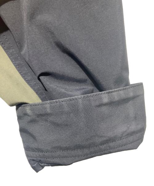 THE NORTH FACE（ザ ノース フェイス）THE NORTH FACE (ザ ノース フェイス) マウンテンライトジャケット ブラック×カーキ サイズ:Ｌの古着・服飾アイテム