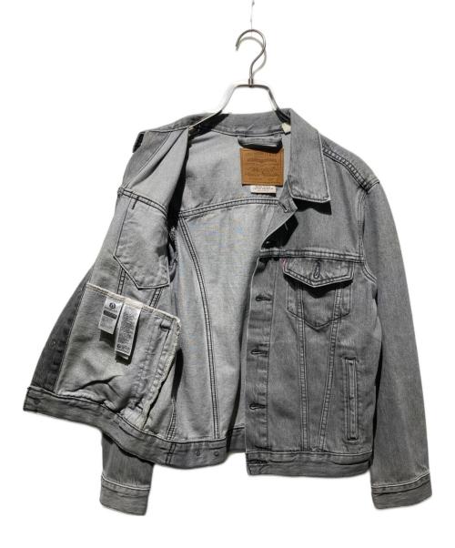 LEVI'S（リーバイス）LEVI'S (リーバイス) デニムジャケット/トラッカージャケット グレー サイズ:Sの古着・服飾アイテム