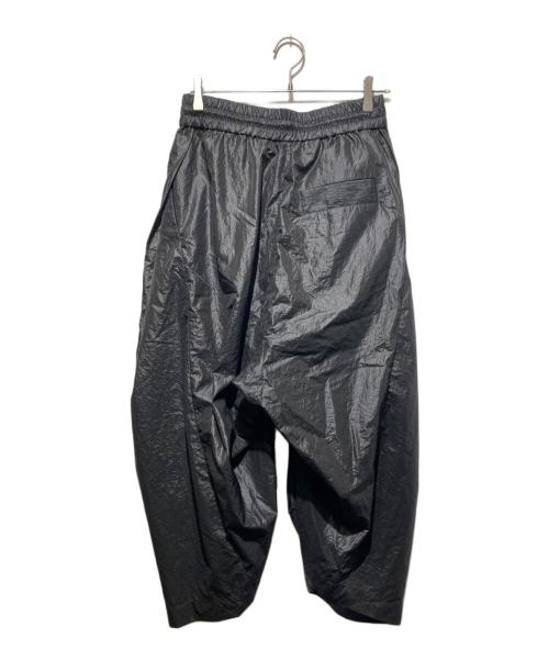 Vivienne Westwood man（ヴィヴィアン ウェストウッド マン）Vivienne Westwood man (ヴィヴィアン ウェストウッド マン) ナイロンパンツ/“SPORTY FOLD BACK” トラウザーズ ブラック サイズ:46の古着・服飾アイテム