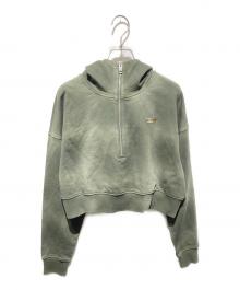 DIESEL（ディーゼル）の古着「ハートロゴショートハーフジップパーカー」｜カーキ