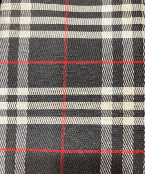 BURBERRY LONDON（バーバリーロンドン）BURBERRY LONDON (バーバリーロンドン) チェック柄舟型トートバック ブラックの古着・服飾アイテム