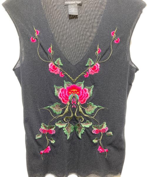 VIVIENNE TAM（ヴィヴィアンタム）VIVIENNE TAM (ヴィヴィアンタム) パワーネット花刺繍ノースリーブカットソー ブラックの古着・服飾アイテム