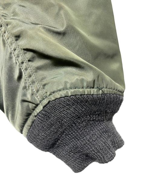 ALPHA INDUSTRIES（アルファインダストリーズ）ALPHA INDUSTRIES (アルファインダストリーズ) フライトジャケット カーキ サイズ:Ｍの古着・服飾アイテム