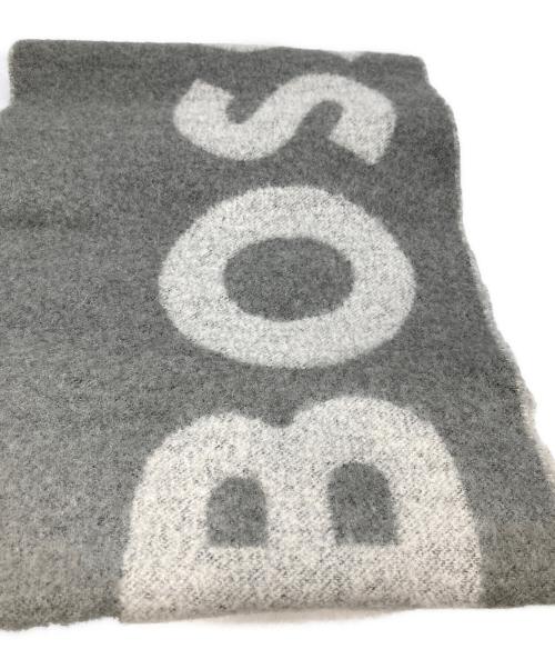 BOSS（ボス）BOSS (ボス) 大判ロゴマフラー グレーの古着・服飾アイテム