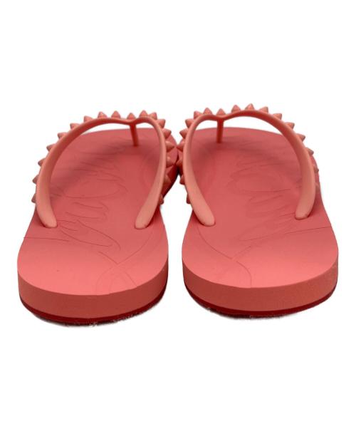 Christian Louboutin（クリスチャン・ルブタン）Christian Louboutin (クリスチャン・ルブタン) ルビ フリップ スタッズ装飾 ラバーサンダル ピンク サイズ:35の古着・服飾アイテム