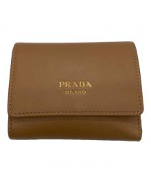 PRADA（プラダ）の古着「ソフトグレインレザー三つ折り財布」｜ブラウン