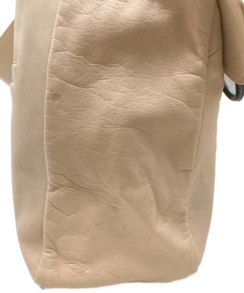 kawa-kawa（カワカワ）kawa-kawa (カワカワ) ビッグファスナーショルダーバック ベージュの古着・服飾アイテム