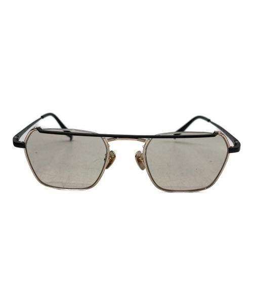 YOSHINORI AOYAMA（ヨシノリ アオヤマ）YOSHINORI AOYAMA (ヨシノリ アオヤマ) 25ss YA-042 ダブルブリッジ 伊達眼鏡 ブラック×ゴールド サイズ:47□21-145の古着・服飾アイテム
