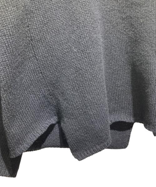 COMME des GARCONS SHIRT（コムデギャルソンシャツ）COMME des GARCONS SHIRT (コムデギャルソンシャツ) 14AW Vネックアシンメトリーウールニット ブラック サイズ:XSの古着・服飾アイテム