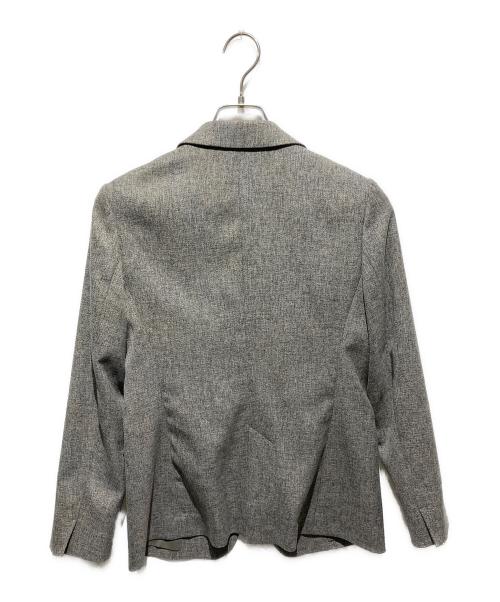 23区（ニジュウサンク）23区 (ニジュウサンク) ウールライクカルゼ テーラード ジャケット グレー サイズ:38の古着・服飾アイテム