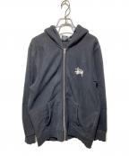 stussyステューシー）の古着「フロント バック ロゴプリントジップパーカー」｜ブラック