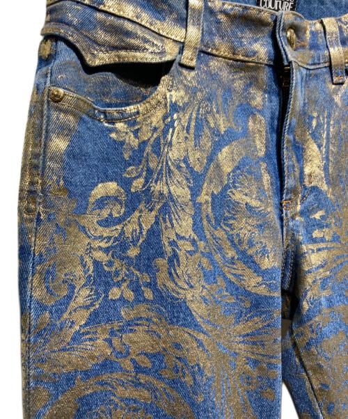 VERSACE JEANS COUTURE（ヴェルサーチ ジーンズクチュール）VERSACE JEANS COUTURE (ヴェルサーチ ジーンズクチュール) バロッコ柄デニムパンツ ブルー サイズ:28の古着・服飾アイテム