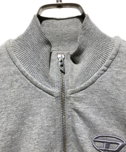 DIESEL（ディーゼル）DIESEL (ディーゼル) f-flacinジップアップ Dロゴ スタンドネック コットンジャケット グレー サイズ:XSの古着・服飾アイテム