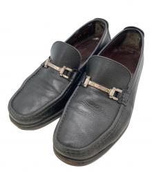 Salvatore Ferragamo（サルヴァトーレ フェラガモ）の古着「ブラックレザービットローファー」｜ブラック