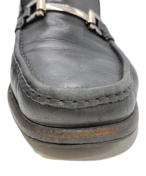 Salvatore Ferragamo（サルヴァトーレ フェラガモ）Salvatore Ferragamo (サルヴァトーレ フェラガモ) ブラックレザービットローファー ブラック サイズ:8　1/2の古着・服飾アイテム