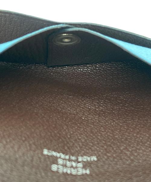 HERMES（エルメス）HERMES (エルメス) 24年製 W刻印  カルヴィ ヴェルソ/コインケース ブルージーンの古着・服飾アイテム
