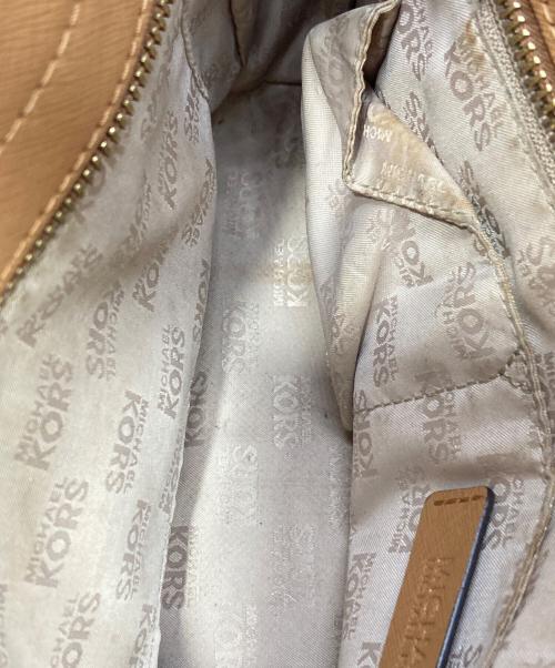MICHAEL KORS（マイケルコース）MICHAEL KORS (マイケルコース) HAMILTON TRAVELER MESSENGER ブラウンの古着・服飾アイテム