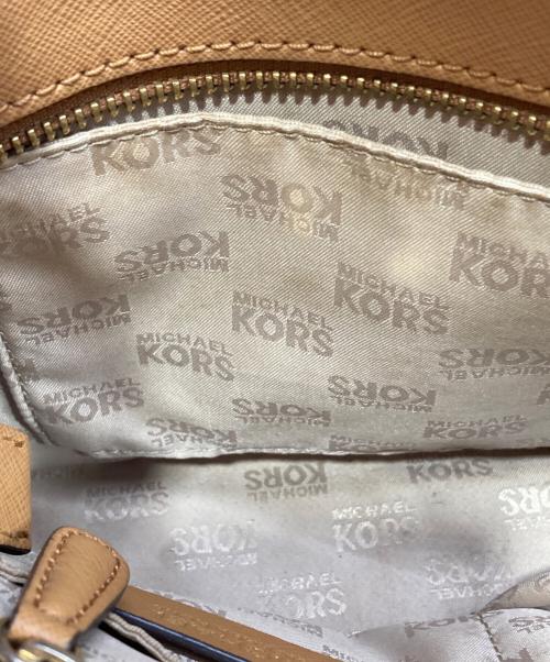 MICHAEL KORS（マイケルコース）MICHAEL KORS (マイケルコース) HAMILTON TRAVELER MESSENGER ブラウンの古着・服飾アイテム