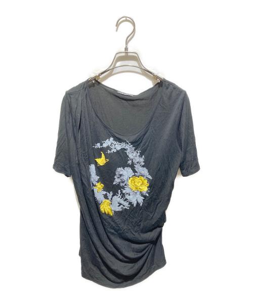 VIVIENNE TAM（ヴィヴィアンタム）VIVIENNE TAM (ヴィヴィアンタム) 刺繍ギャザーカットソー ブラックの古着・服飾アイテム