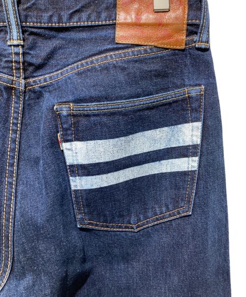 MOMOTARO JEANS（桃太郎ジーンズ）MOMOTARO JEANS (桃太郎ジーンズ) 出陣クラシックストレート ボタンフライ インディゴ サイズ:W34の古着・服飾アイテム