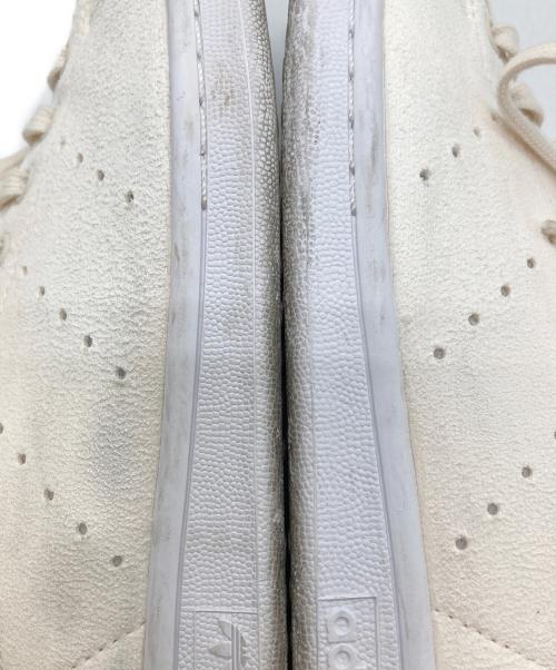 adidas（アディダス）adidas (アディダス) STAN SMITH コアホワイト/フットウェアホワイト アイボリー サイズ:25cmの古着・服飾アイテム