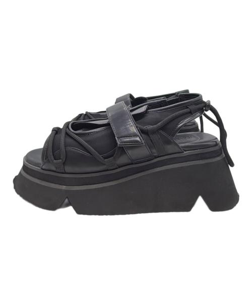 UN3D.（アンスリード）UN3D. (アンスリード) WAVE CODE VOLUME SOLE SANDALS ブラック サイズ:不明の古着・服飾アイテム
