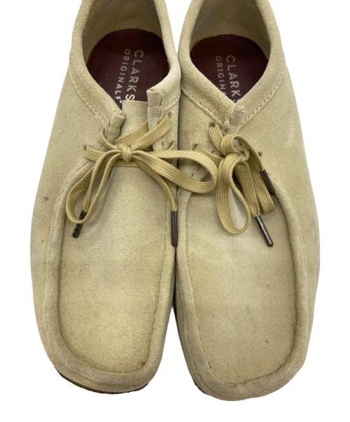 CLARKS（クラークス）CLARKS (クラークス) ワラビーブーツ ベージュ サイズ:27の古着・服飾アイテム